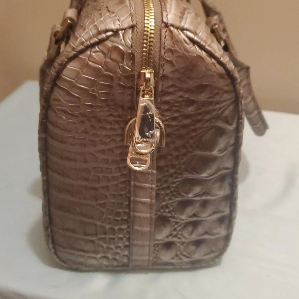 Brahmin Stacy Silver Lining Melbourne.10w./7.5h. Tan/ Cream - Picture 4 of 6